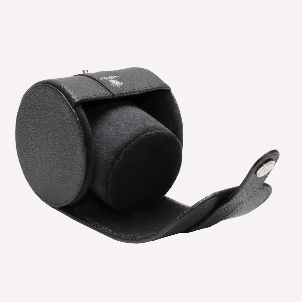 CP273WRJ1BLK_Capra_SingleWatchRoll_Black_3.webp