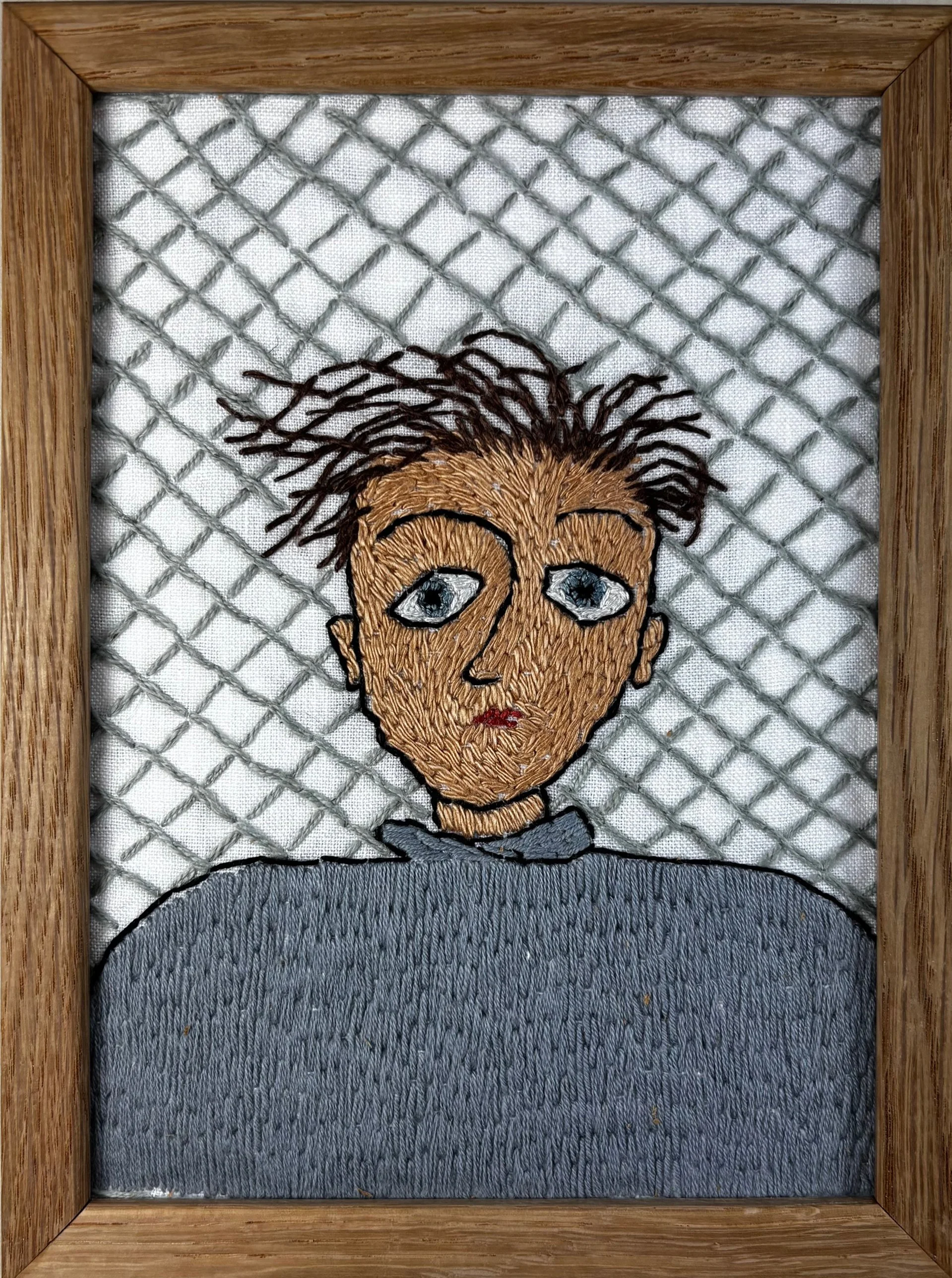 "Portrett 3". Broderi på lin i treramme, 13x18cm.
Kr. 1800
