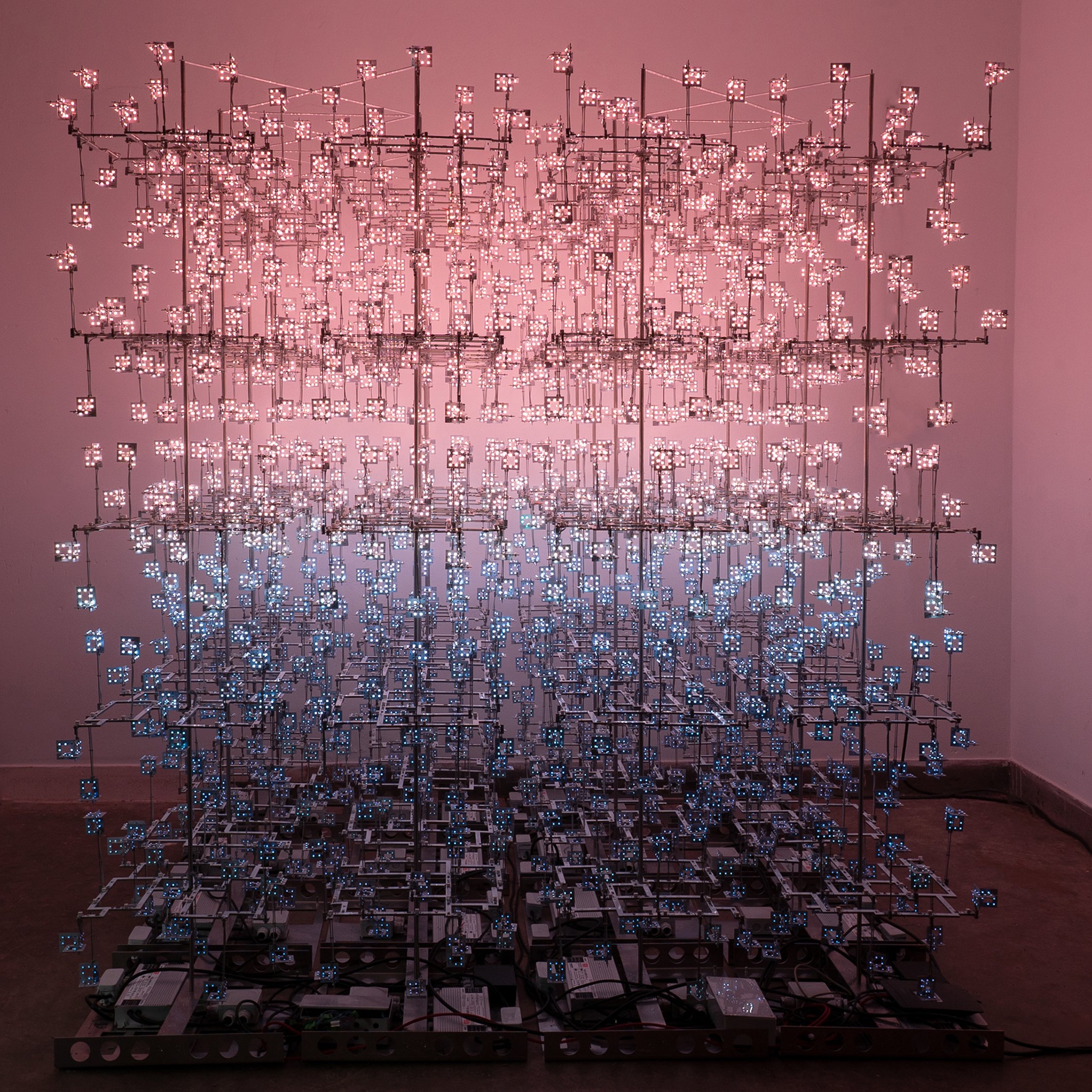 HYPERsculptures - Die Auflösung der Distanz