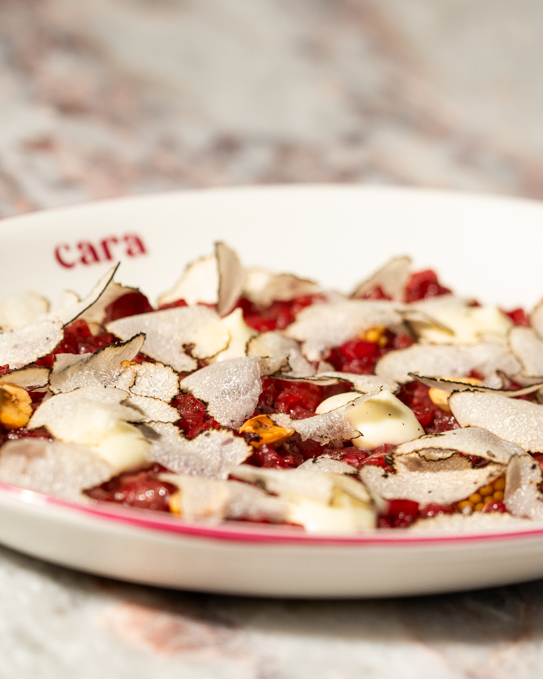 Die neue Berliner Lust - Warum das Cara die eleganteste Abkehr von der Konsequenz ist