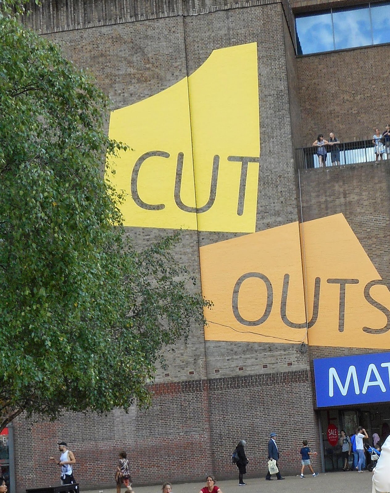 matissecutoutsbuilding.jpg