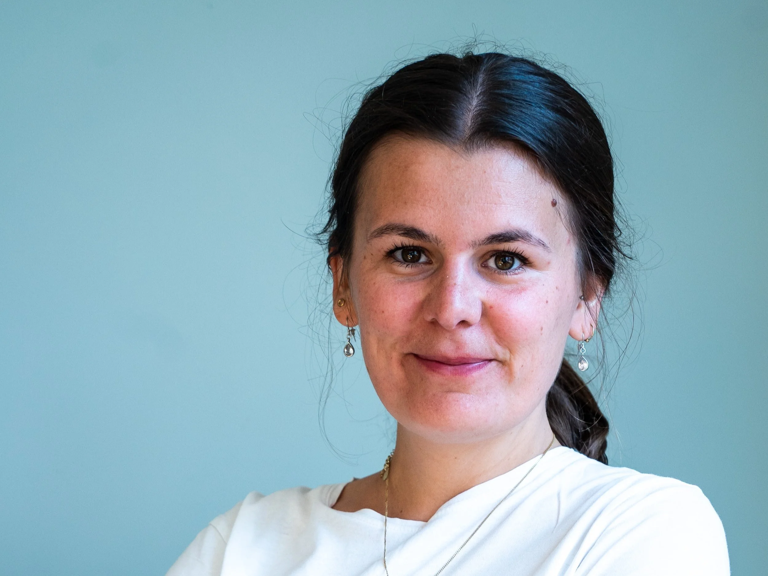 Manon Vanschepdael coach de vie et spécialiste en digital marketing.