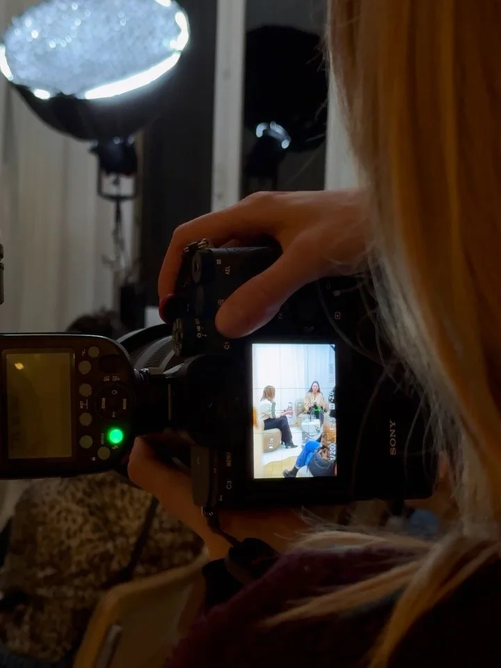 ✨ NOVEMBRE CHEZ HORS NORME : UN MOIS BIEN REMPLI 

Entre talks, workshops, Wake Up Chat, rencontres spontan&eacute;es et soir&eacute;es qui rallient toujours plus de belles &eacute;nergies&hellip; Novembre nous a port&eacute;.

On a explor&eacute;, a