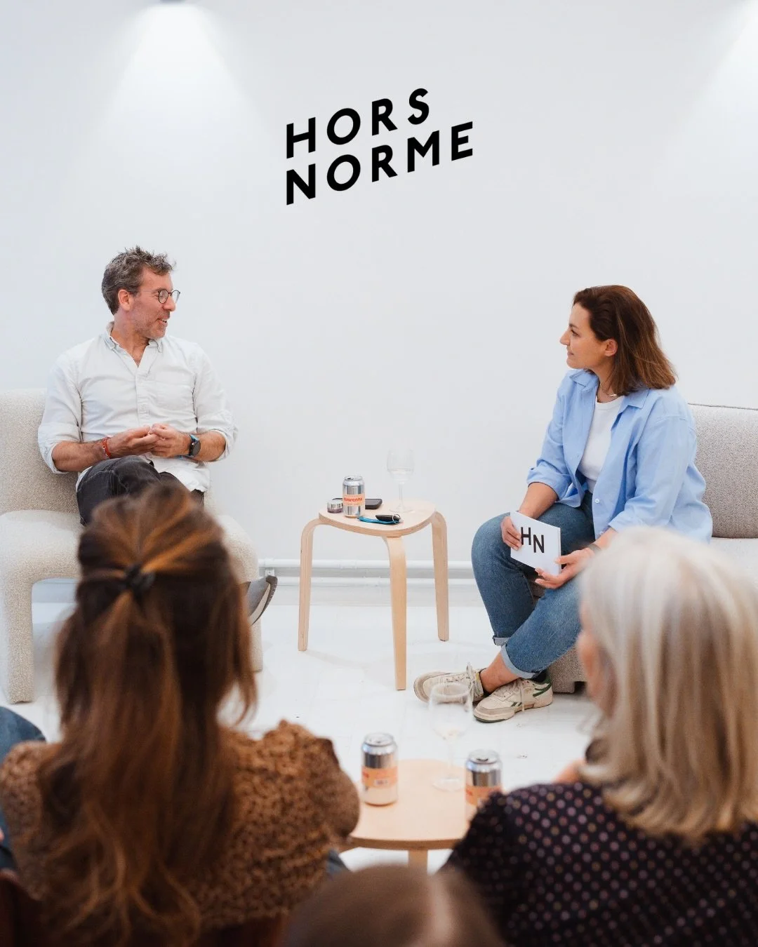 Quelques images de notre talk avec Pierre Rousseaux dans la nouvelle salle de @yoga.room.brussels de Plasky Caserne ✨

Une belle soir&eacute;e d&rsquo;&eacute;changes et de partages dans un lieu qu&rsquo;on a eu beaucoup de plaisir &agrave; d&eacute;