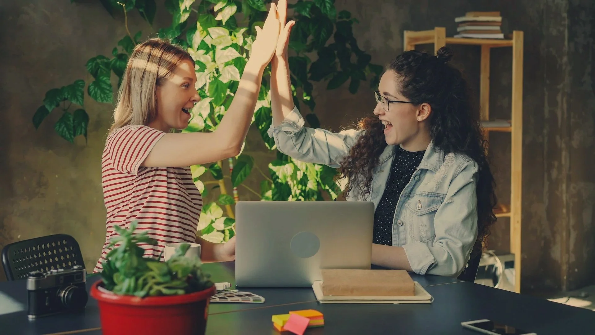 #226 The Small Wins: 5 Powerful Ideas to Celebrate Your Progress (Even When It Feels Messy)