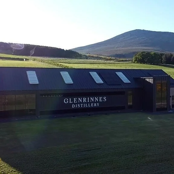 Beautiful evening here in Glenrinnes. The home of Eight_Lands  #glenrinnesdistillery 
#eightlands