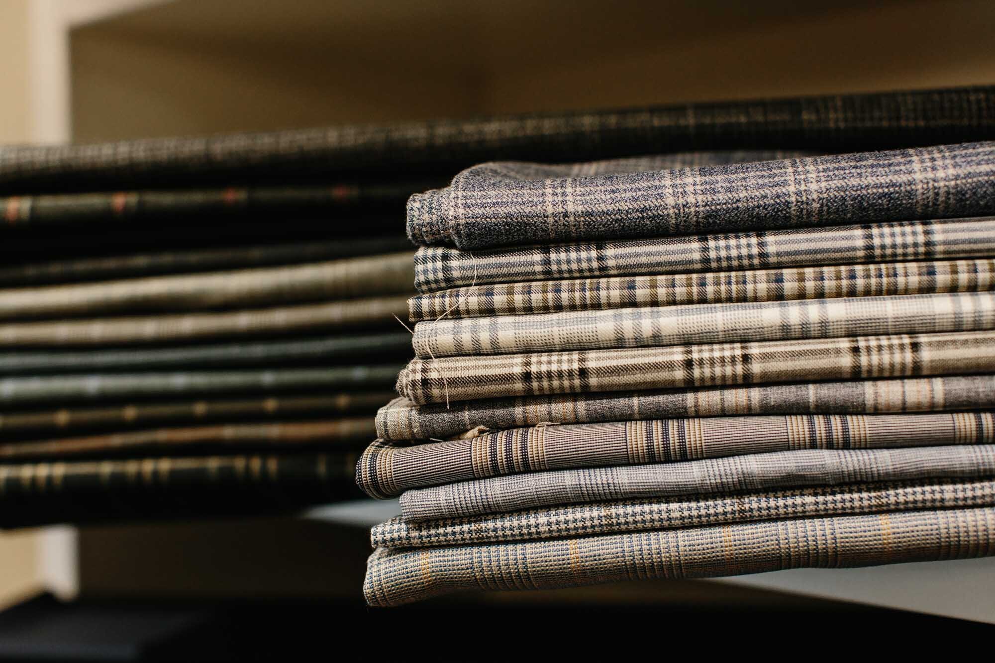 simon-lloyd-fish-bespoke-tailoring-fittings-suits-events-london-12.jpg