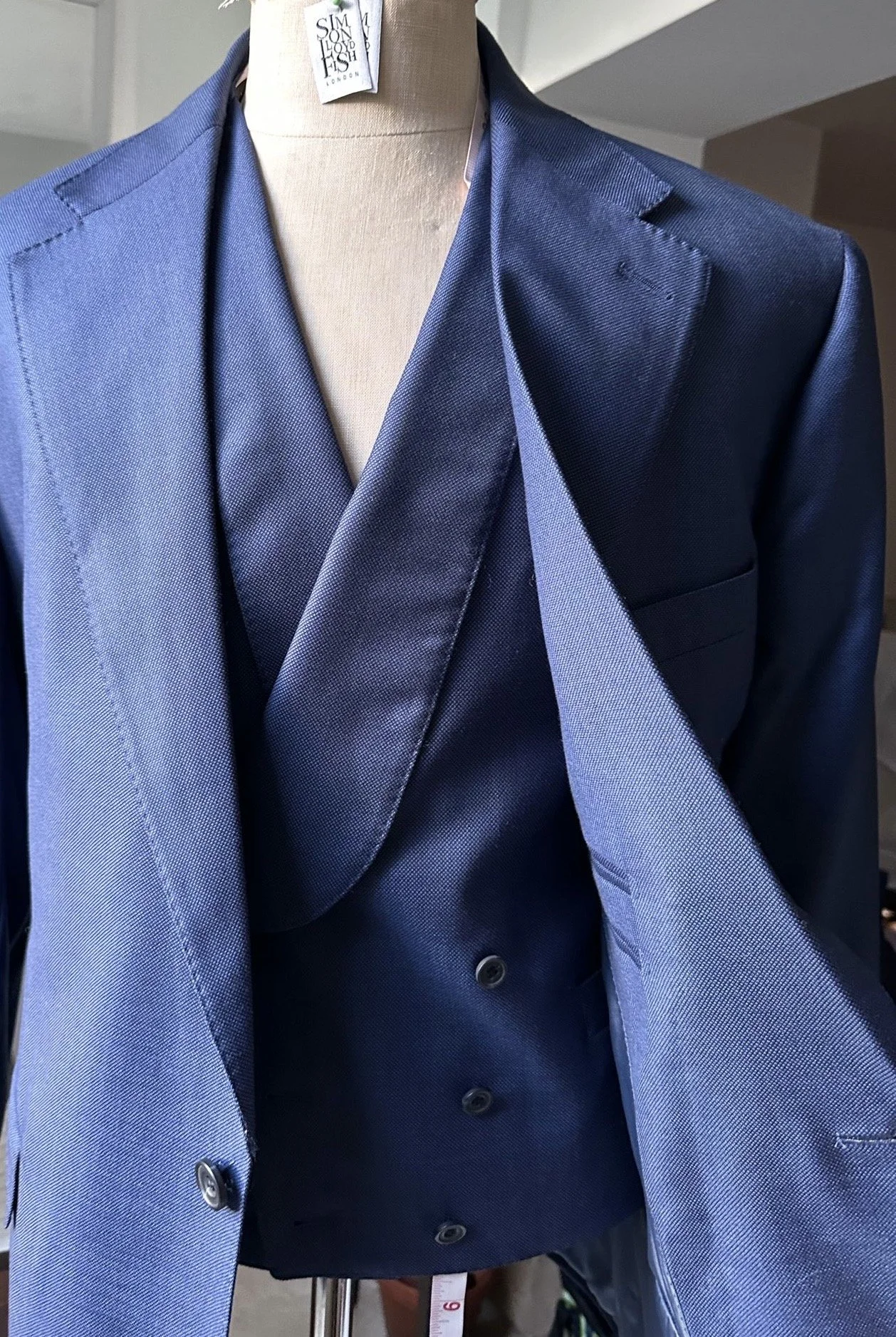 LORO PIANA Super 150s 3 piece.