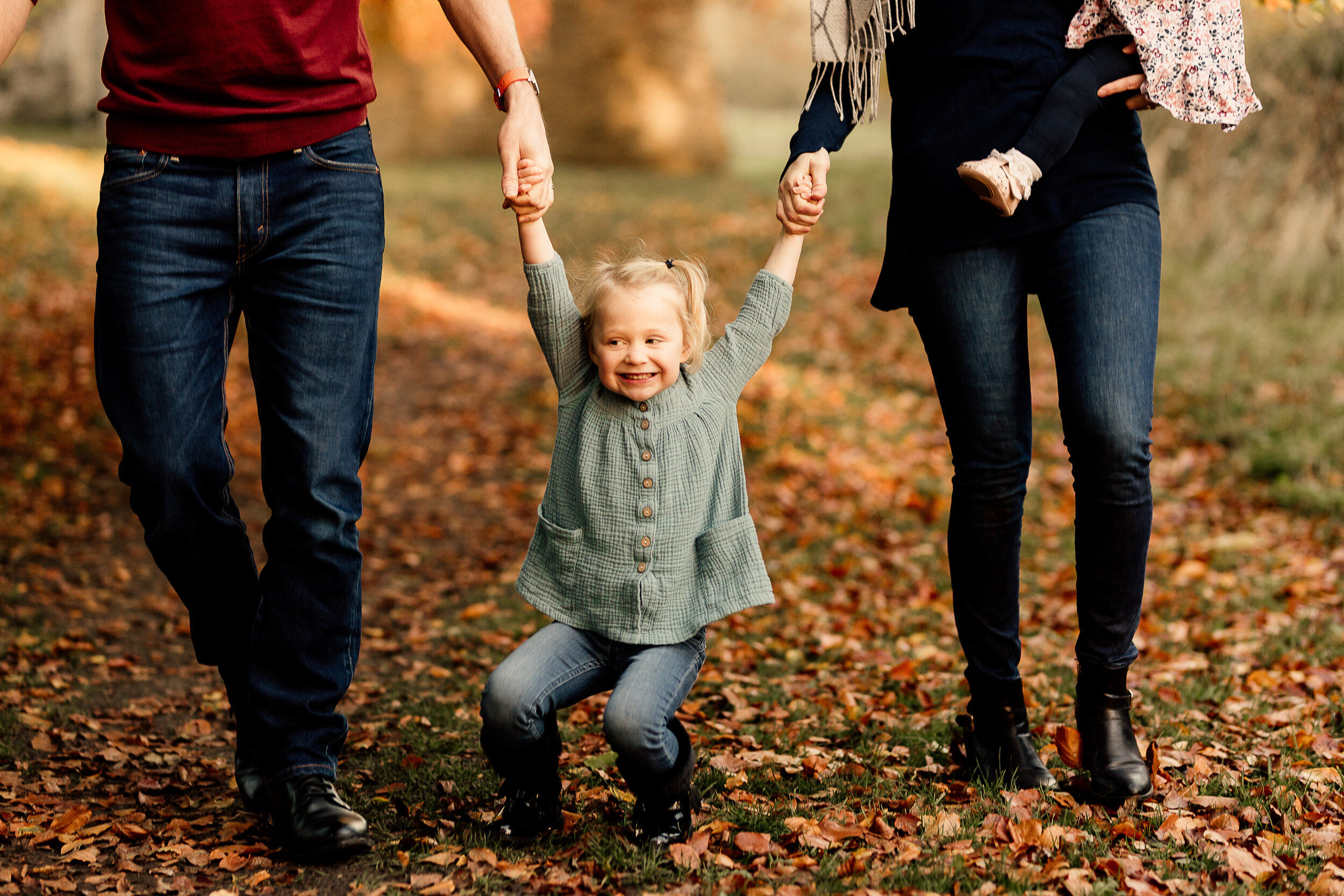 Elisa Family Shoot Minster Lovell Kate Pook 35.jpg