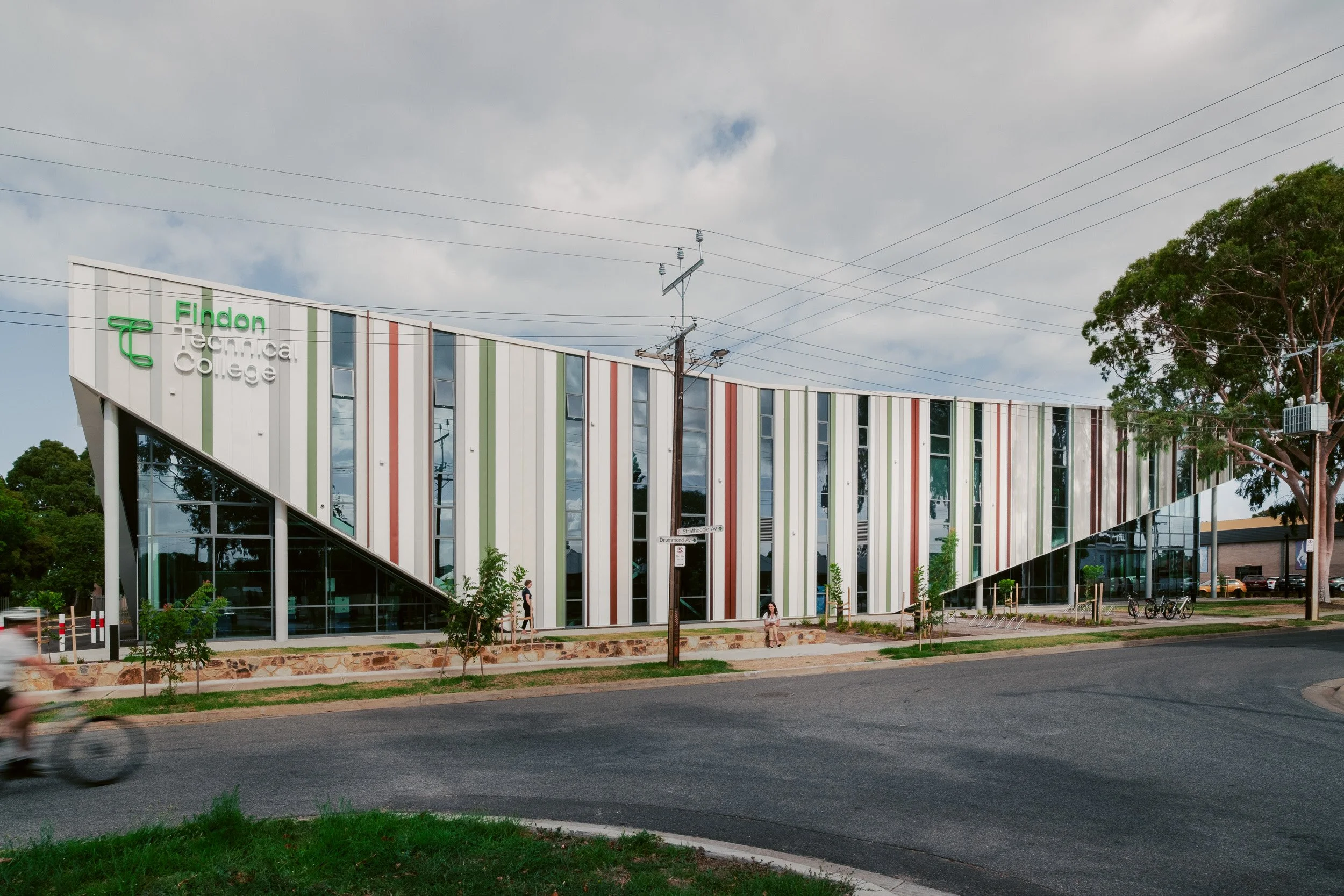 Findon Tech-1_BashImage.jpg