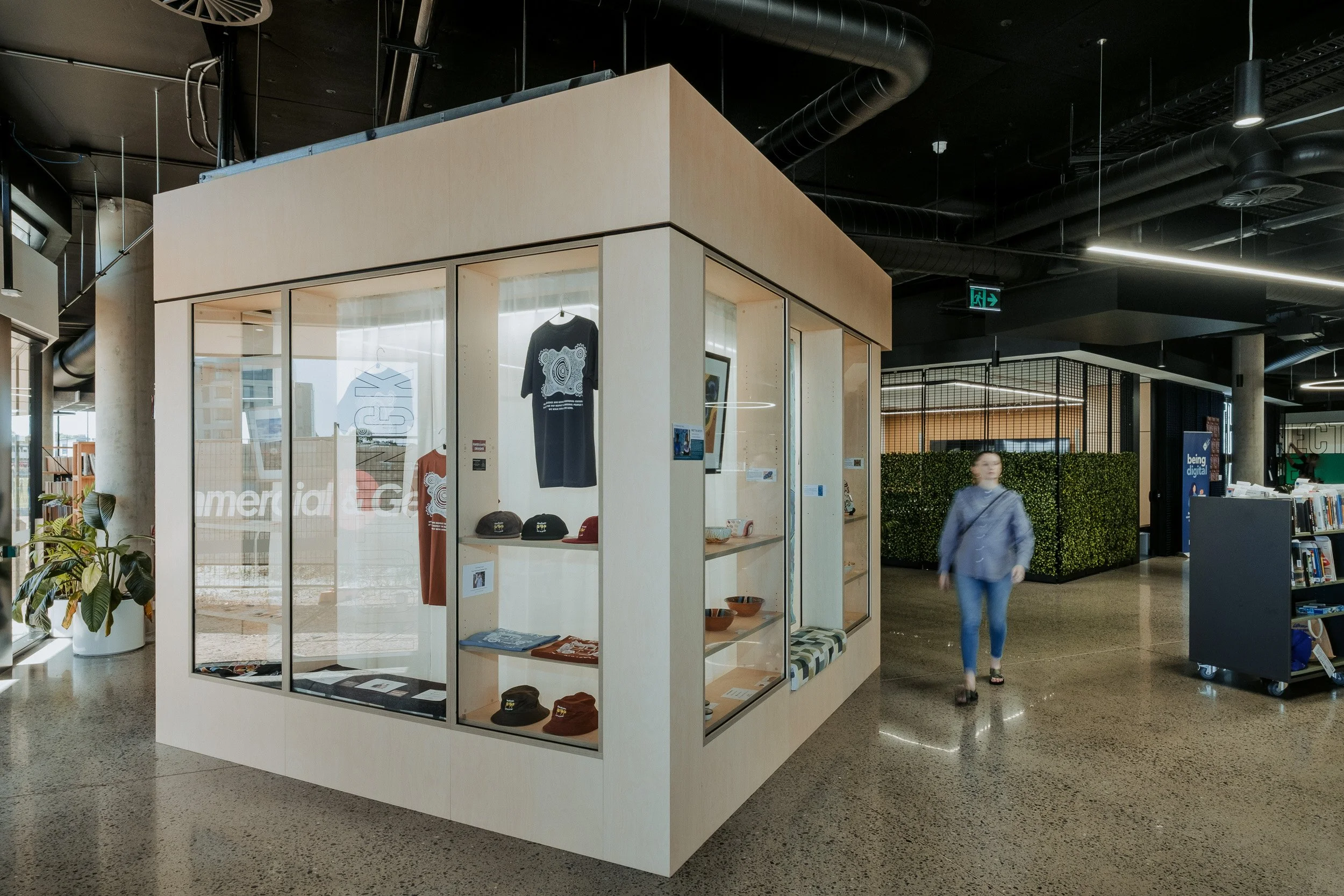 NGUTUNGKA WEST LAKES-1_BashImage.jpg