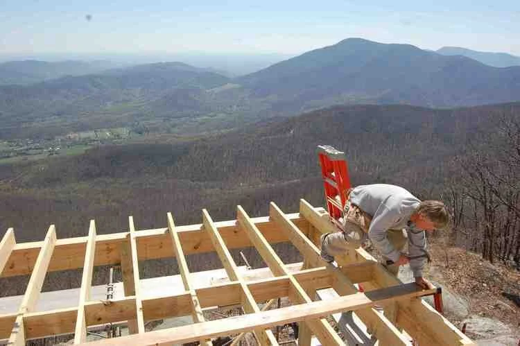 How to Find the Right Contractor: Our Four Top Tips