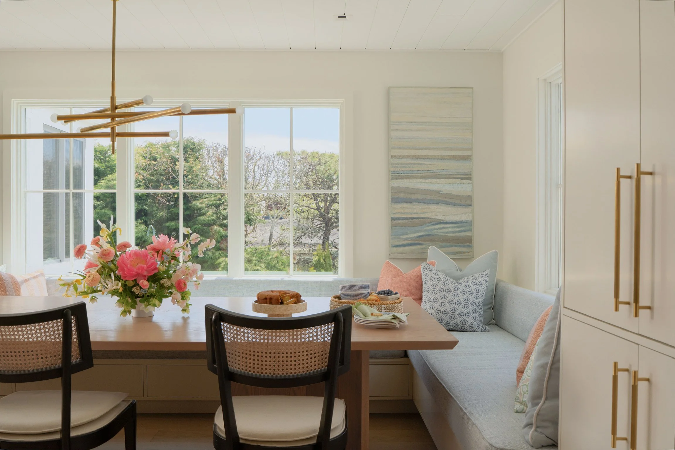Breakfast Nook Closed_1.jpg