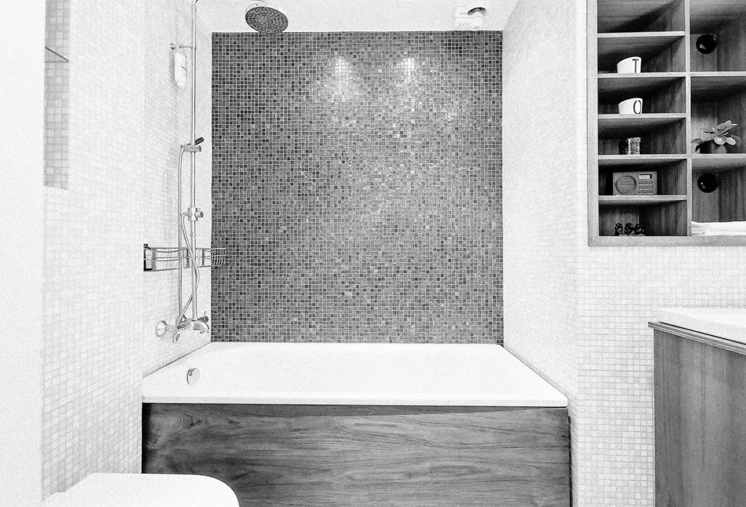 Svart hvitt foto av Armauer Hansens gate før renovering
