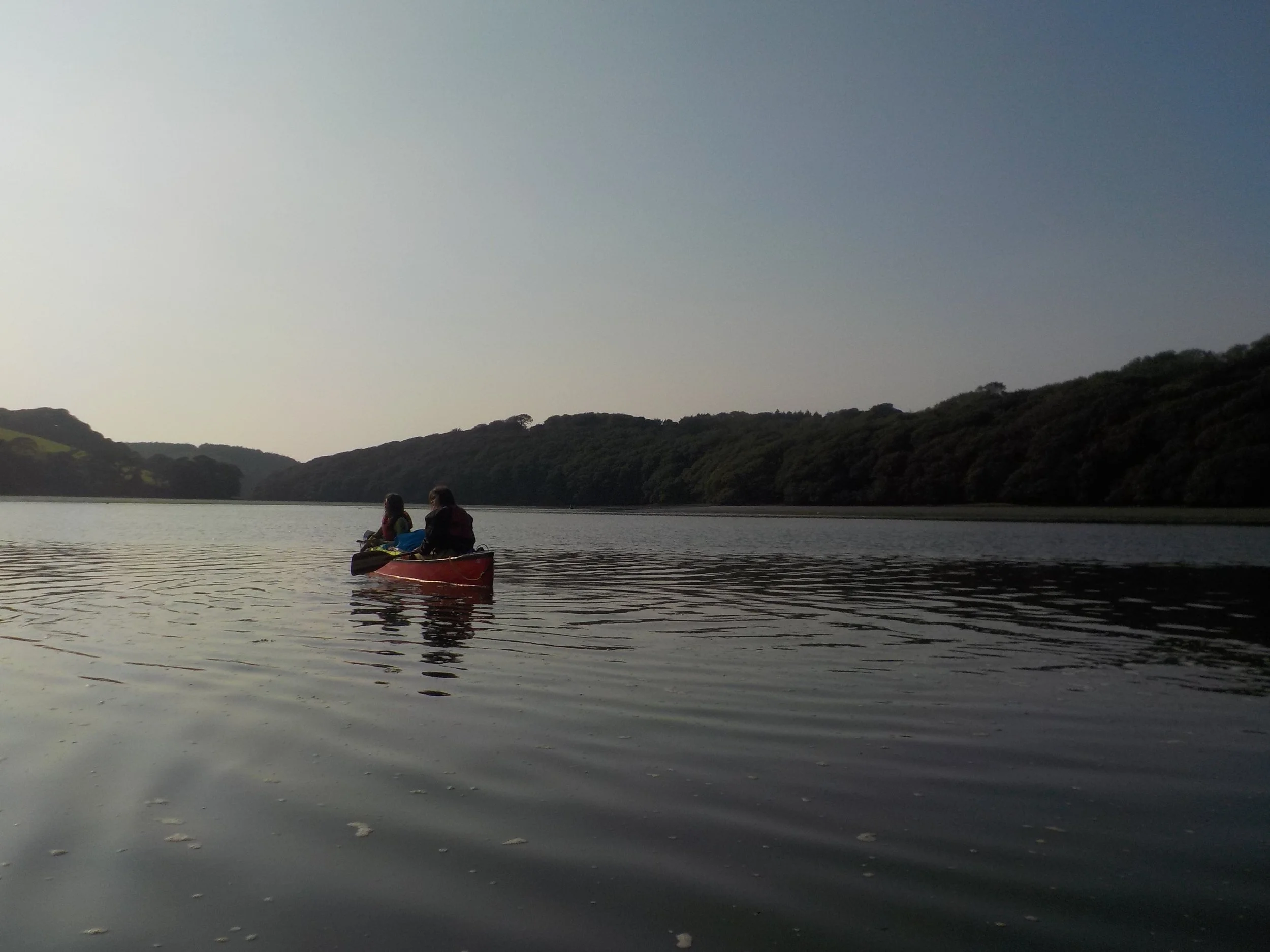  Breakfast on the river. 