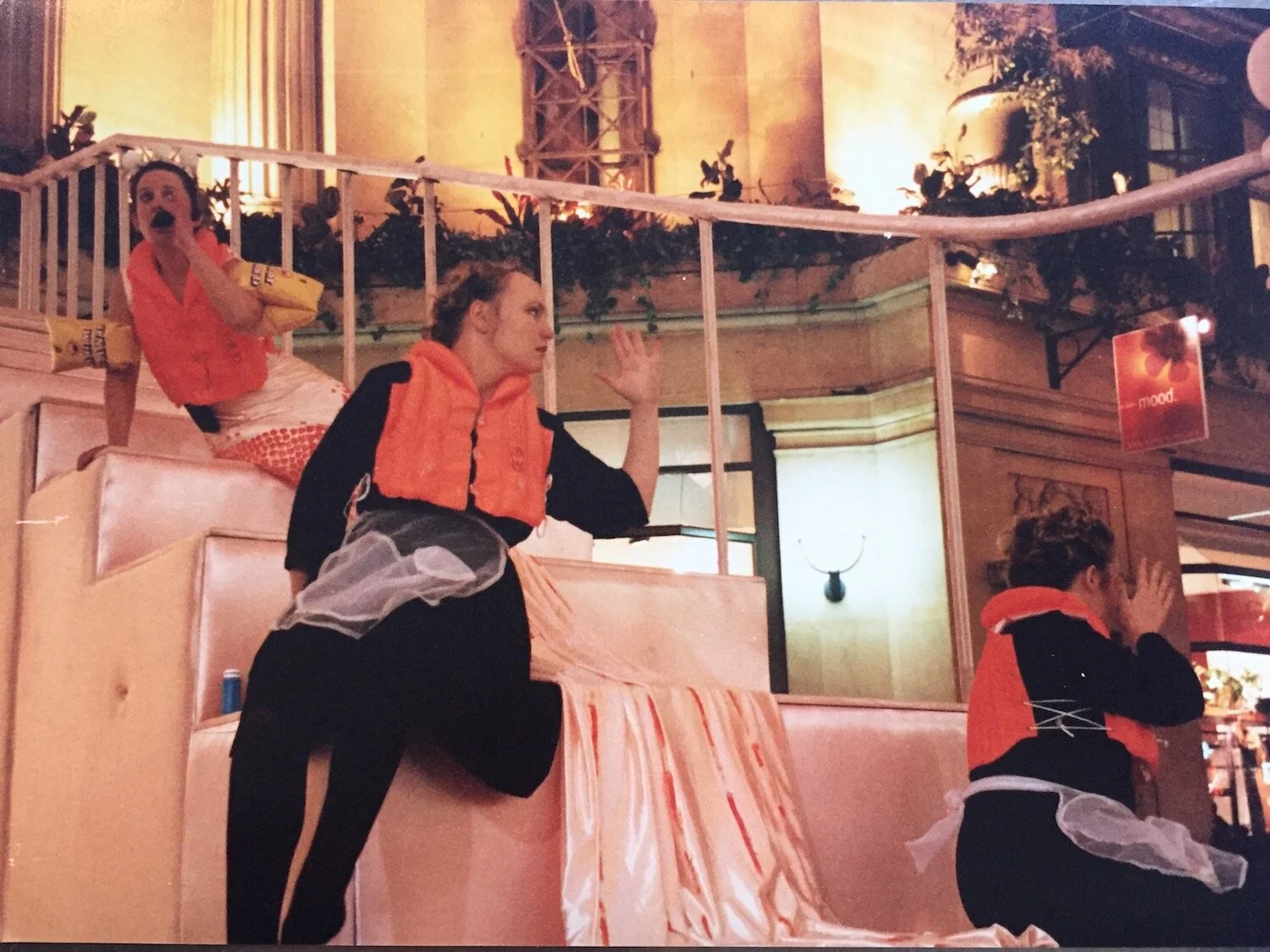 ESCALERA BY SARAH TUTT & CO