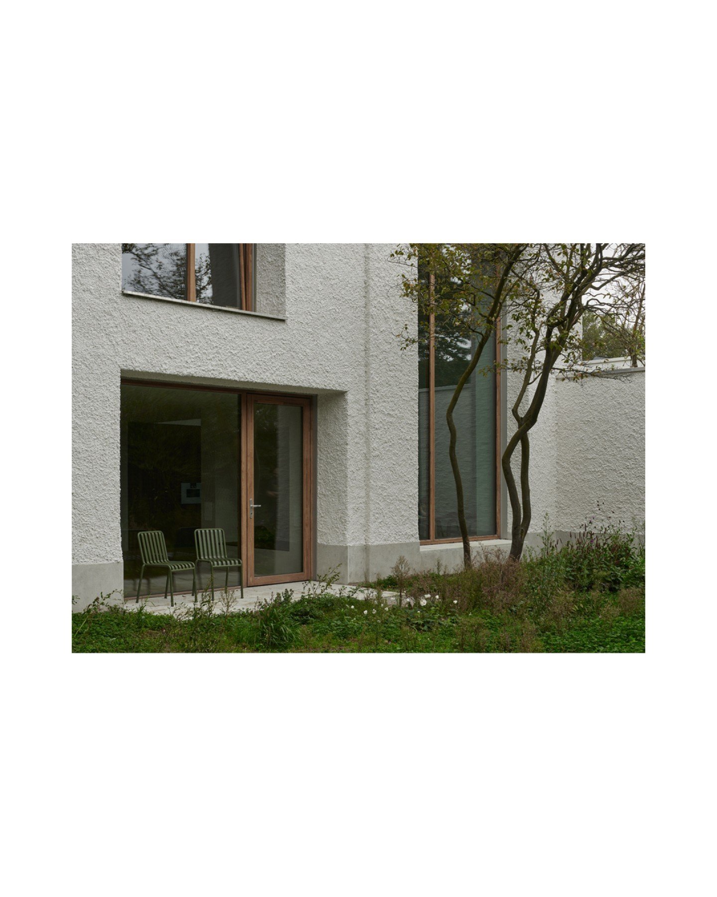 Villa Amsterdam
Oktober 2023
Shot for @maarten_van_kesteren
.
.
.
#architecturephotography #modernarchitecture #villaarchitecture #gardendesign #exteriordesign #urbanliving #contemporarydesign #minimalistarchitecture #buildingdesign #homearchitecture