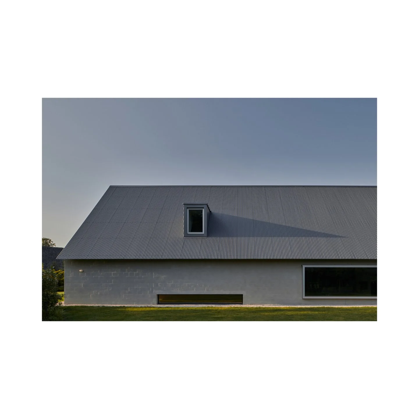 House Blaricum, commissioned by @bedauxdebrouwer
.
.
.
#architecture #design #housingdesign #modernarchitecture #buildingmaterials #residentialdesign #contemporarydesign #exteriordesign #minimalism #urbanarchitecture #interiordesign #sustainablearchi