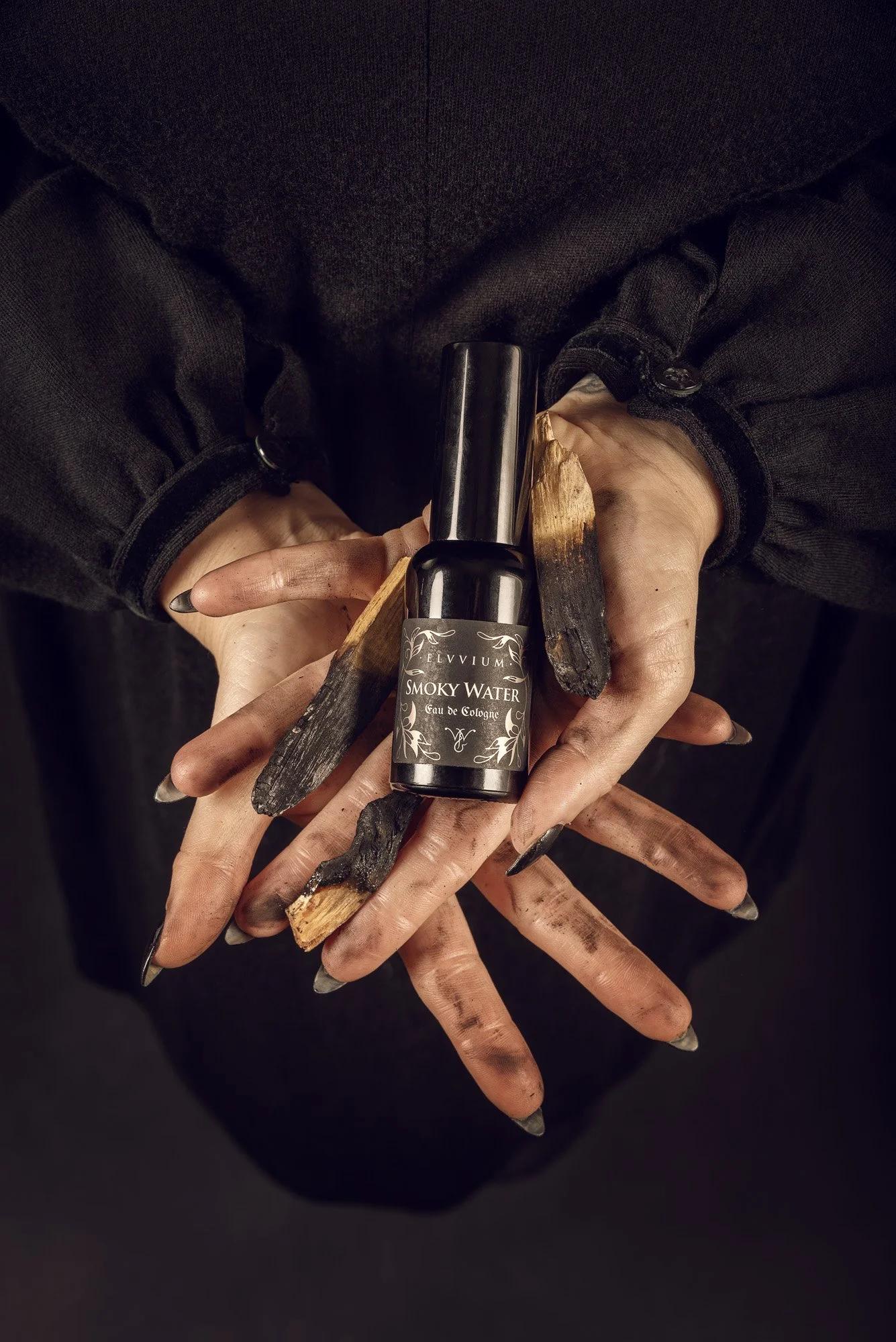 SMOKY WATER Eau de Cologne