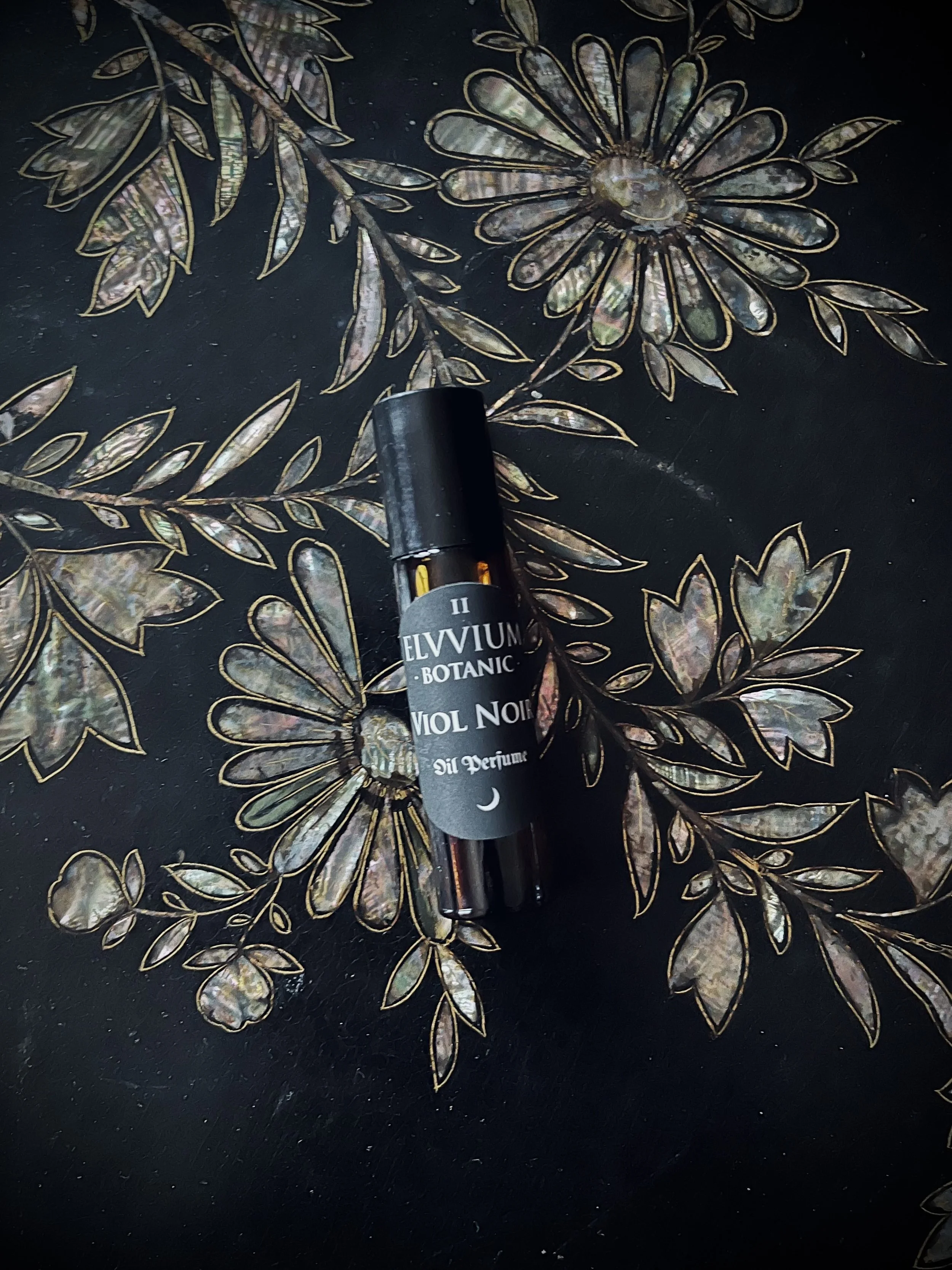 VIOL NOIR PERFUME