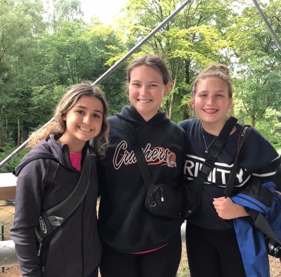 global-citizen-program-teen-travel-costa-rica-friends.jpg
