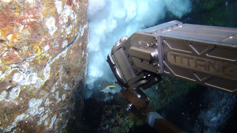 rov arm during subsea survey