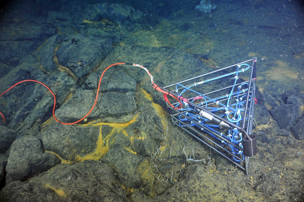 How to Extend Underwater Camera Battery Life For Long-Term Monitoring