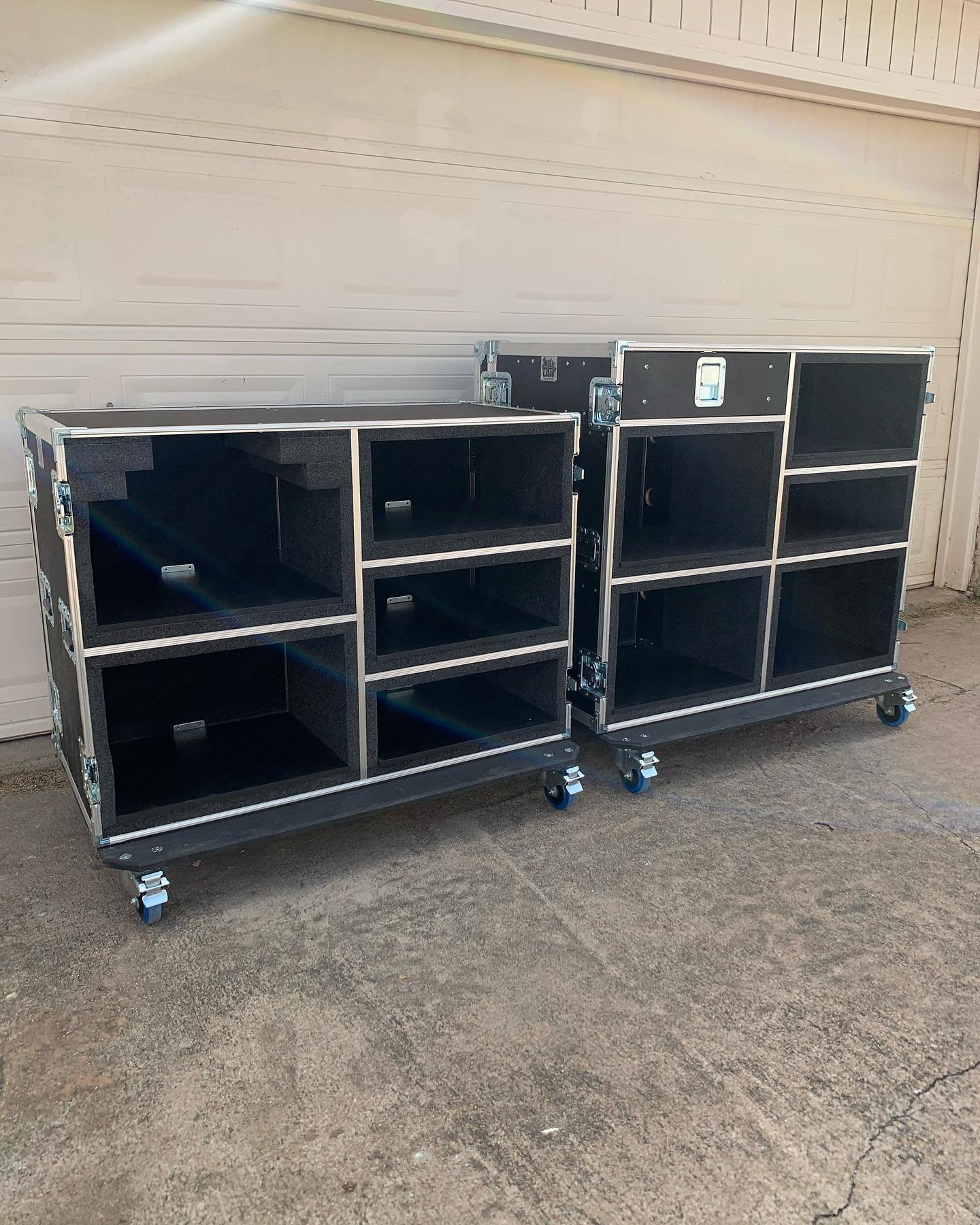 Mother cases for @theghostinside #roadcase #roadcases #flightcase #flightcases #atacase #atacases #flyracking #tgi #theghostinside