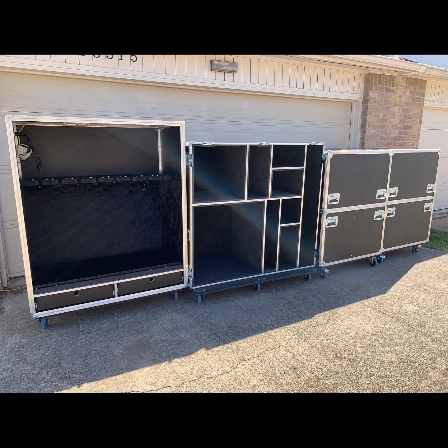@dayseeker with a haul. 8 space guitar vault, drum vault, and 2 cases for stage mirrors. S/O to @saracantdance and @devinchvnce for working with me and their patience during my amateur hour. #roadcase #roadcases #flightcase #flightcases #atacase #ata