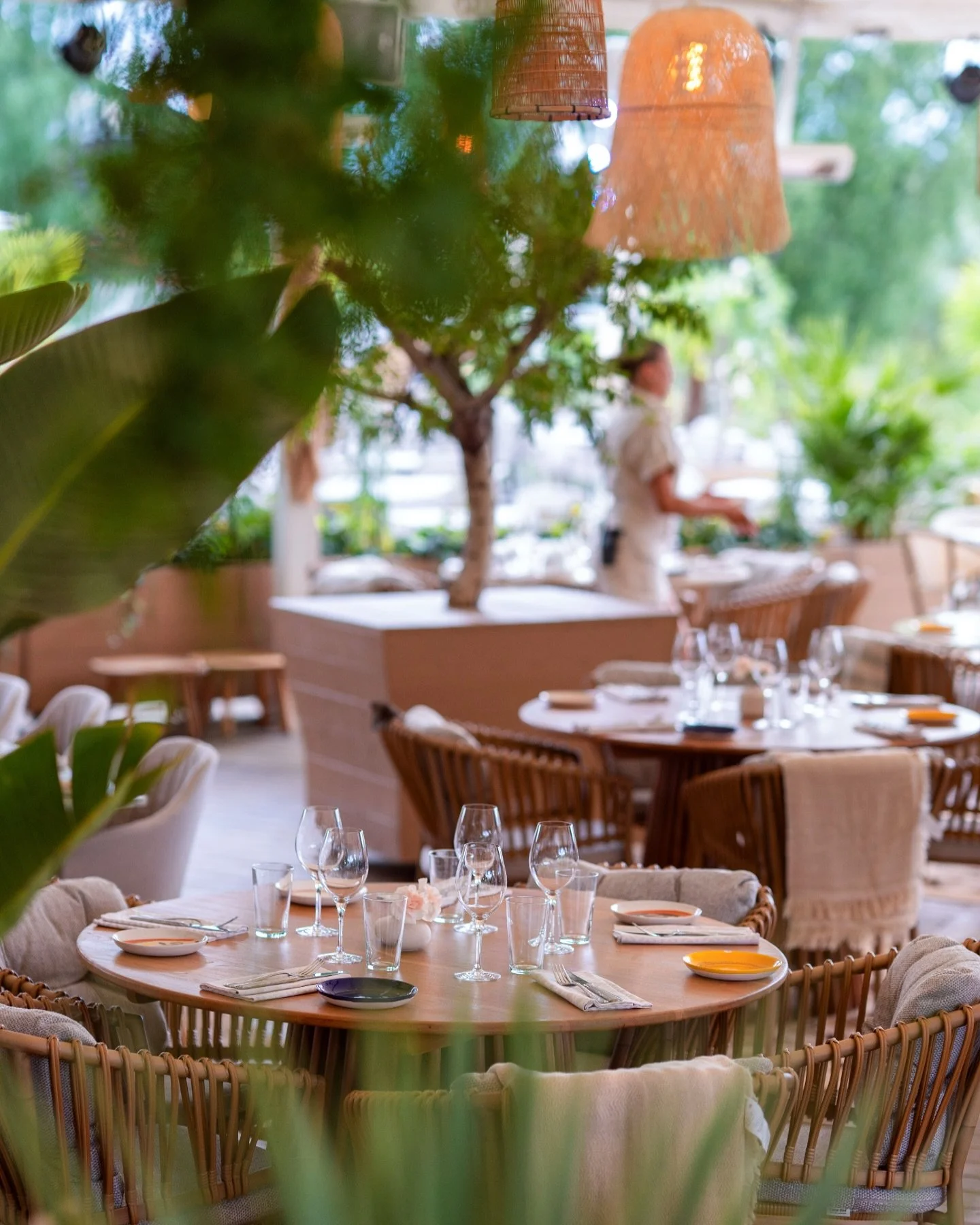 Helgens bästa plats väntar på dig - boka bord via länk i bio 🥂
#josefinasthlm #bokabord #restaurangstockholm #middagsplaner #helgen #uteservering #terass