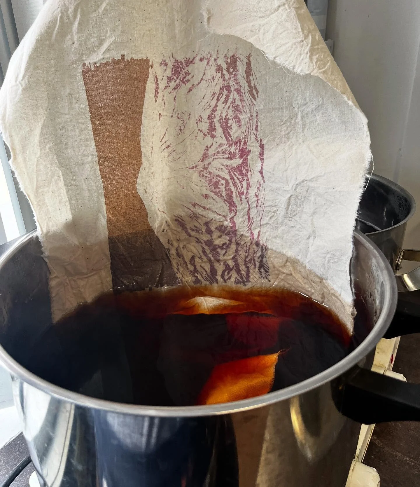 When I dyed these prints I did not anticipate the cochineal in the print paste to stay as strong after being in the dye pots. The results of these blends exceeded my expectations and the process was so fun to watch unfold. 
.
.
#printmaking #naturald