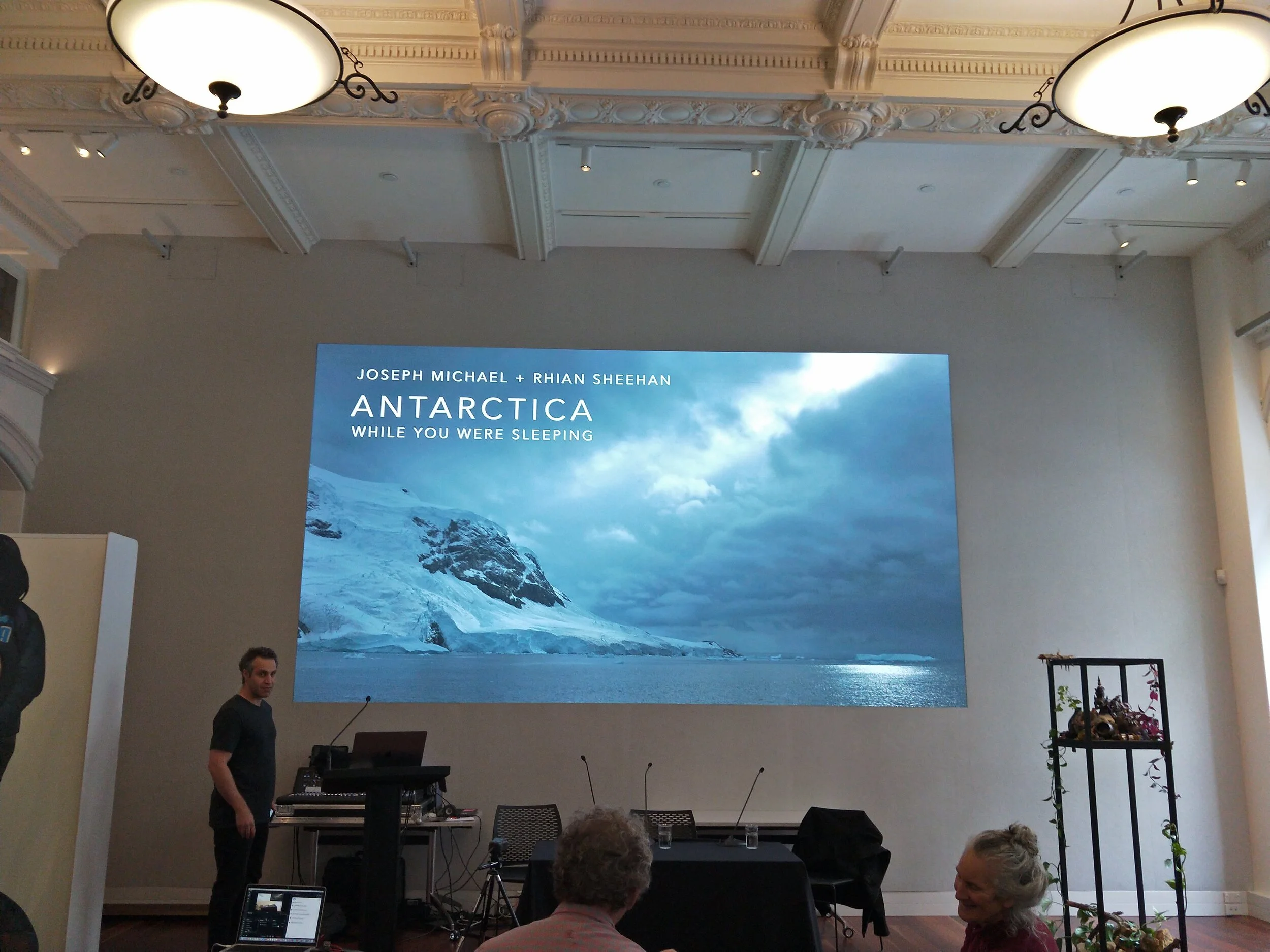 ICE AND THE BIG APPLE