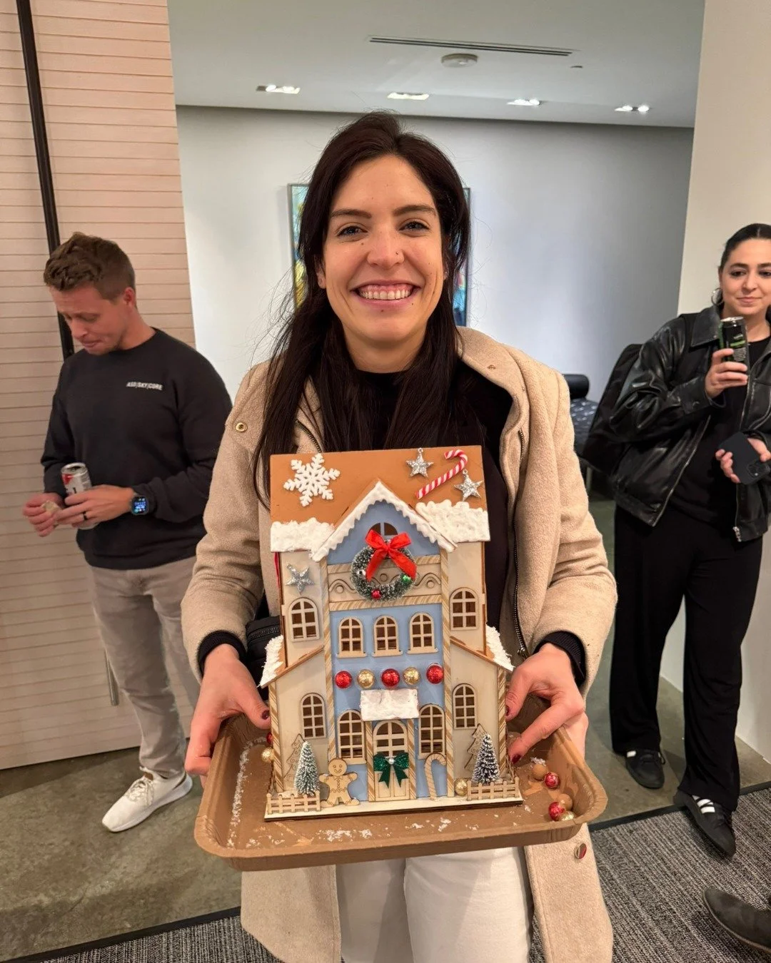 Had a sweet time at last week&rsquo;s Gingerbread Making event with @asd.sky.

Partnering with Kelly Bowen at @complete_cf made it even more fun, and it was such a blast watching everyone decorate their houses and put their own spin on each design. 
