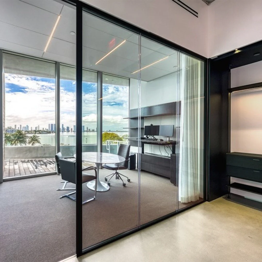Privacy and daylight don&rsquo;t have to compete. Infinium&rsquo;s Quantum Double Butt-Glazed system creates quiet, focused spaces while allowing natural light to travel uninterrupted. Minimal lines. Maximum clarity. Thoughtfully engineered for how t