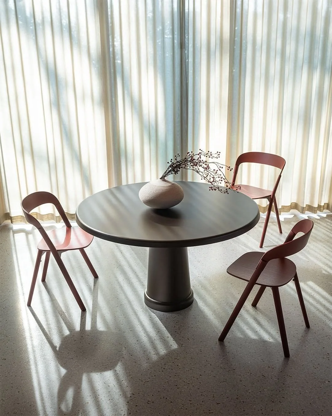 Can you make more with less? Like a chair that&rsquo;s more comfortable, using less material?

Pila by Magis was designed in partnership with Ronan &amp; Erwan Bouroullec, aiming to design a chair reducing material use without losing comfort or stabi