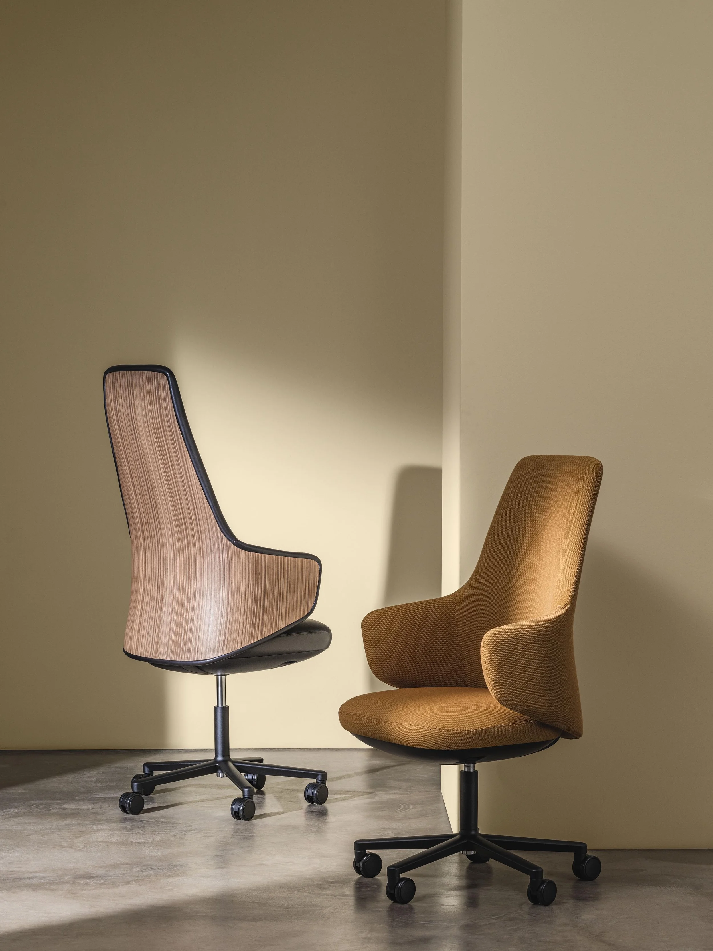 calma_chair_andreu_world_2.jpg