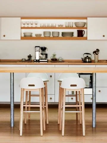 Emeco Alfi_Photo credit Martin Tessler_close up.jpg