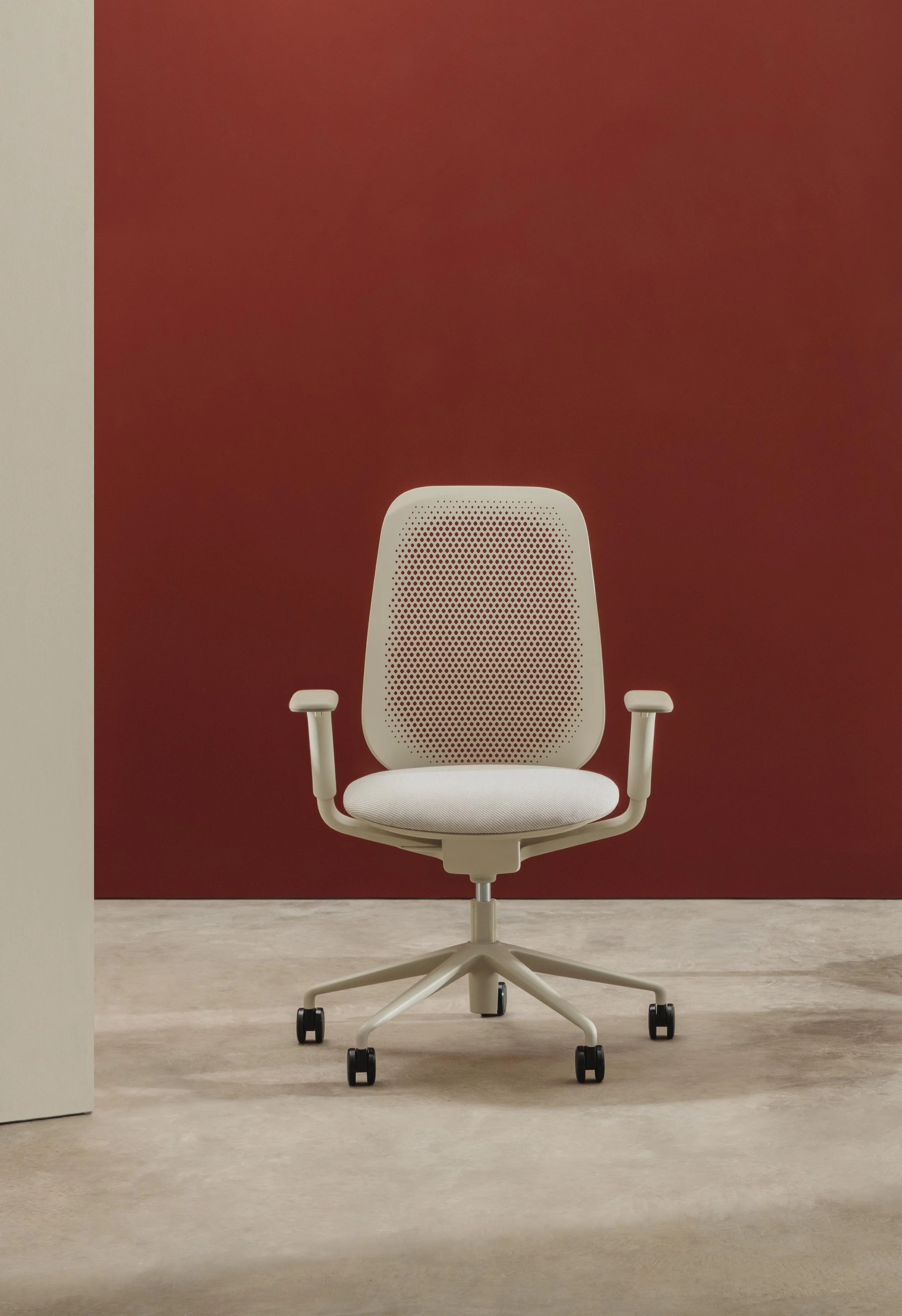 sero_chair_andreu_world_3.jpg