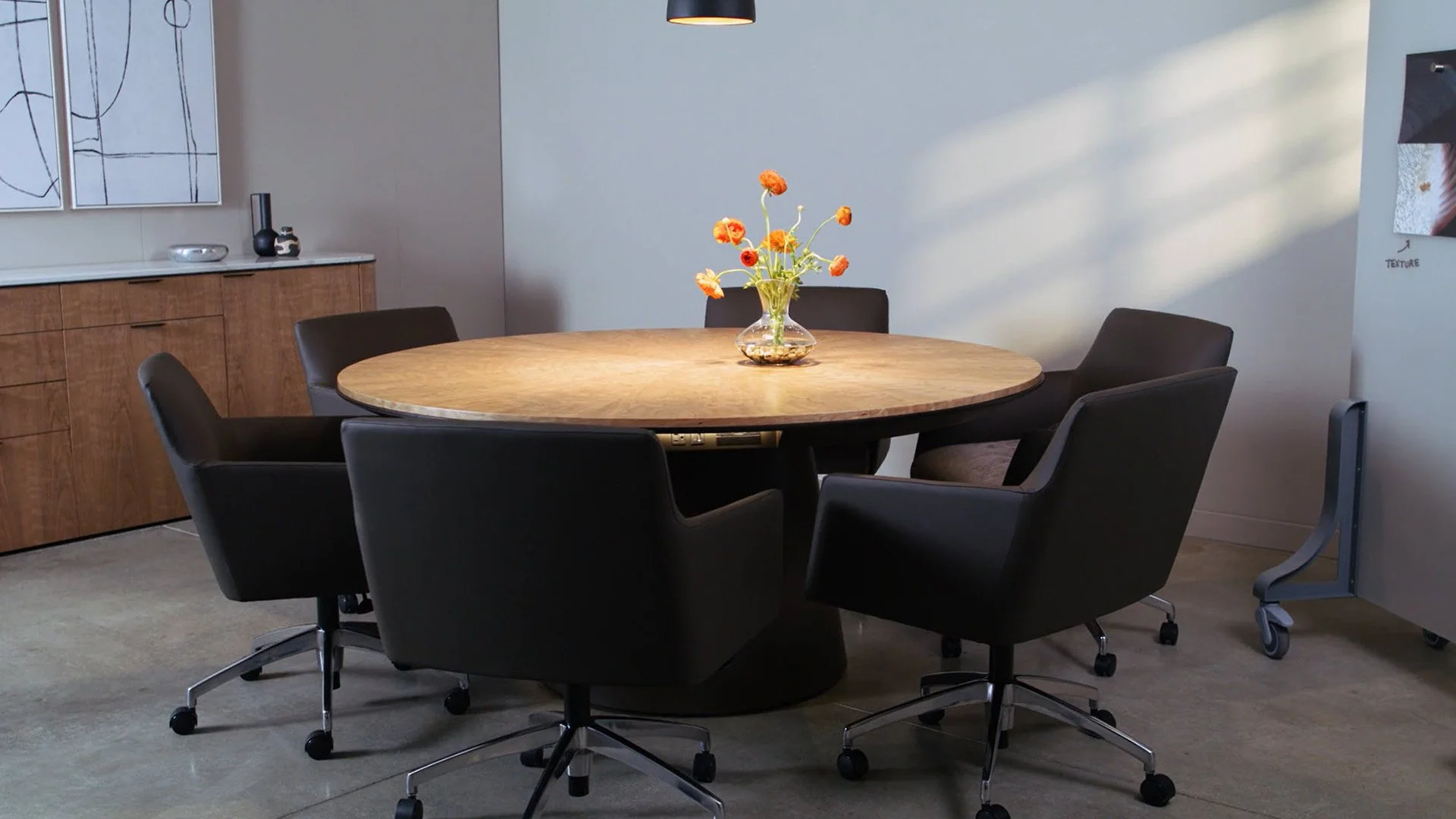 Montrose-Table-4.25-Video-Clip-Image.jpg