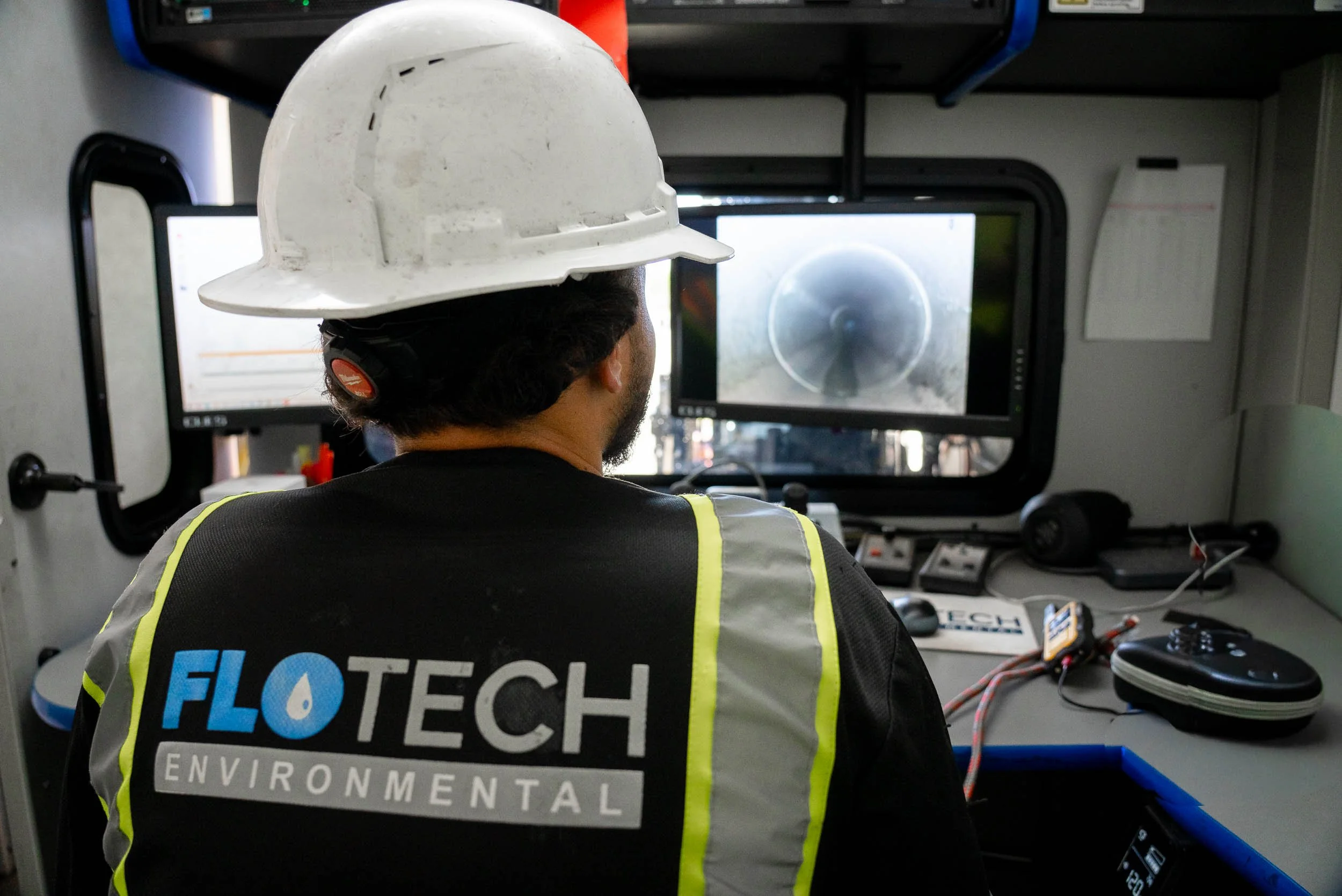 a Flotech employee evaluates hydro digging strategy
