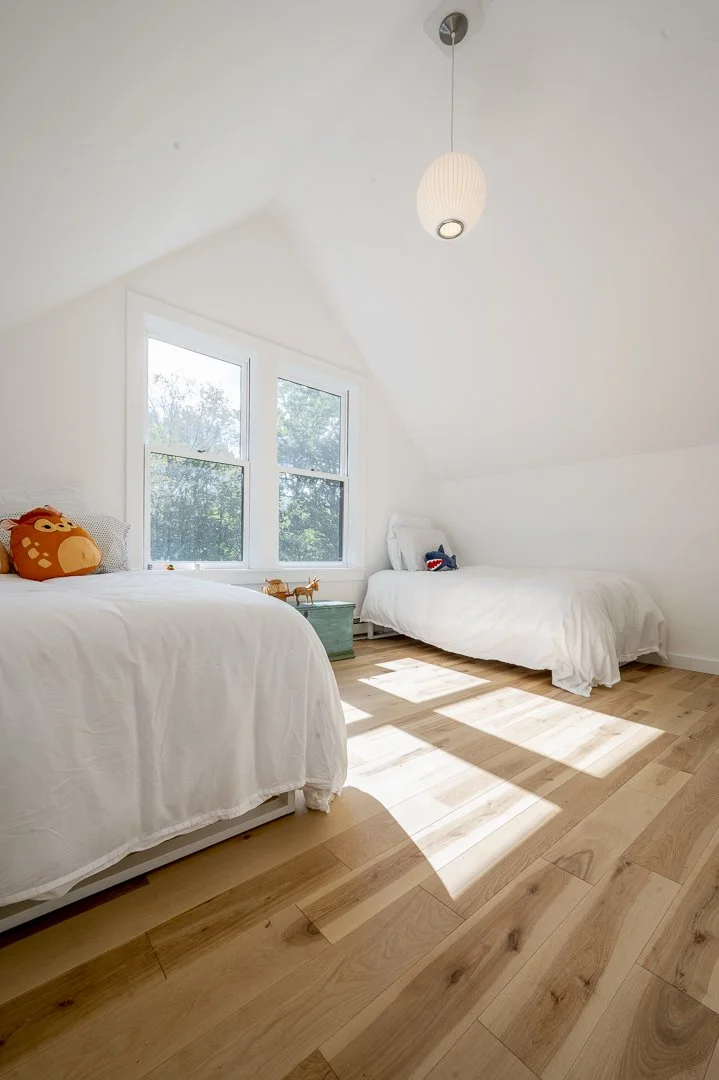 9 Pepe Bedroom (Low Res).jpg