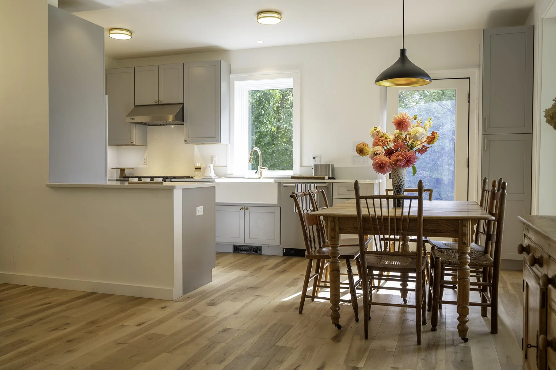 Pepe Kitchen Low Res copy.jpg