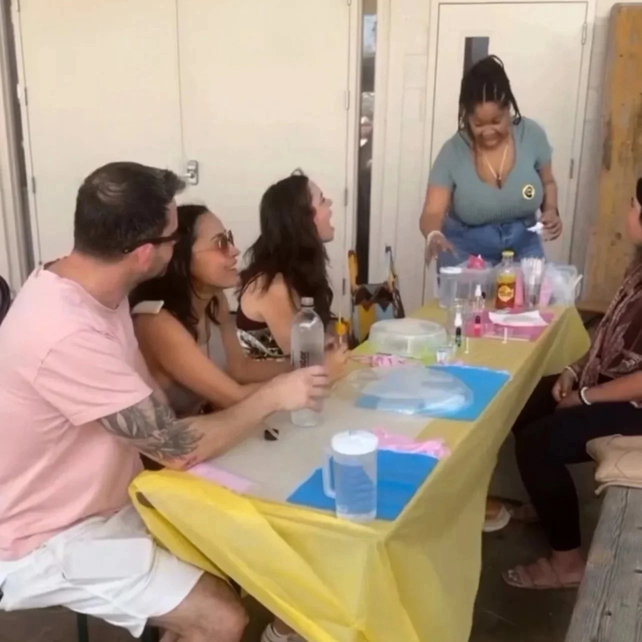 Private Group Resin Sessions - Pour With Me