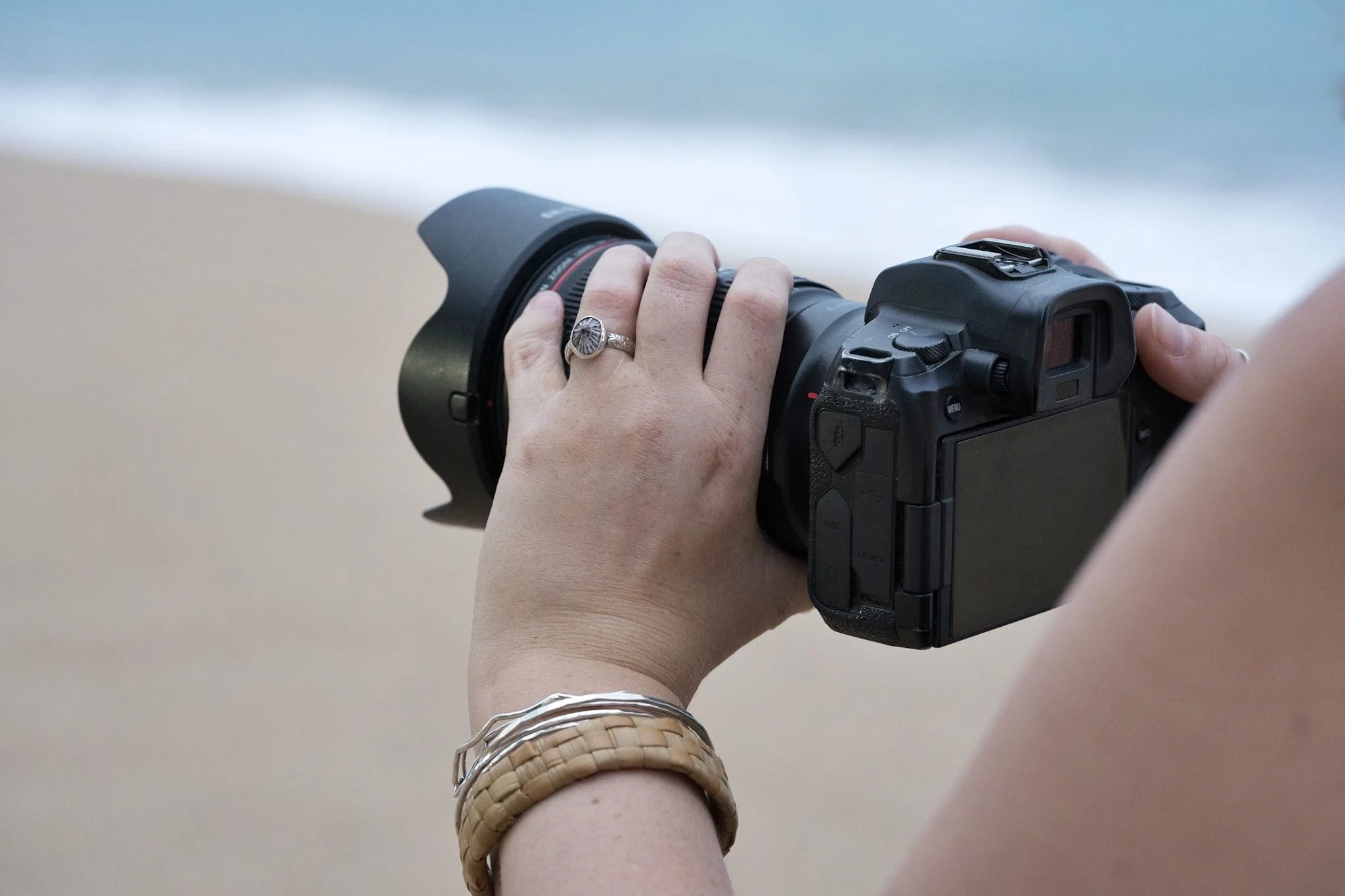 How Far in Advance Should You Book a Maui Photographer?