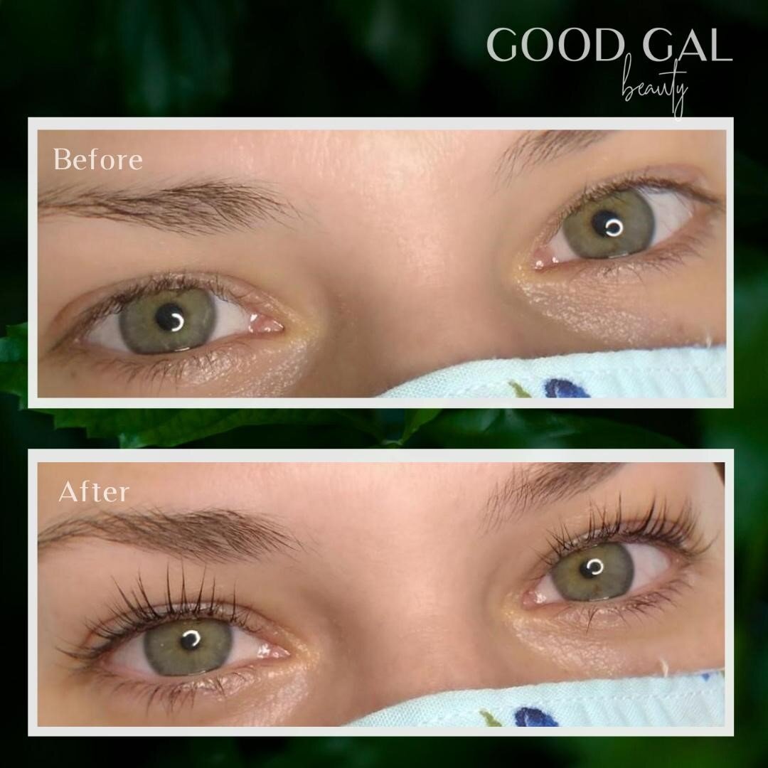 Lash lifts: the perfect way to enhance your natural lashes!⁣
 ⁣
Lash lifts:⁣
♡ are low maintenance ⁣
♡ last between 6 - 8 weeks ⁣
♡ help your natural lashes grow stronger by eliminating harmful eyelash curlers⁣
⁣
Mascara lovers rejoice! Make-up will 