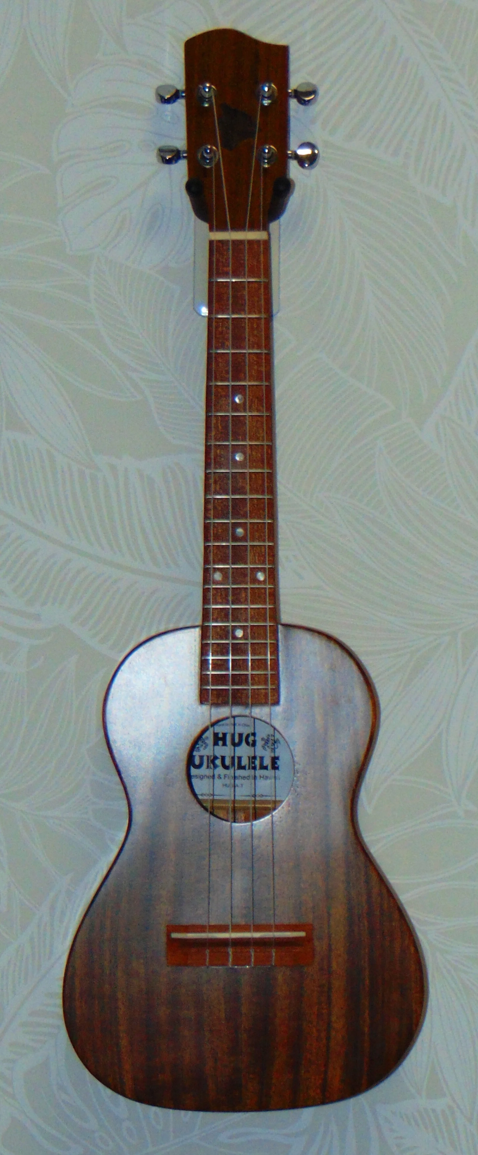 Solid Acacia Tenor      HUG-A-T   Front View