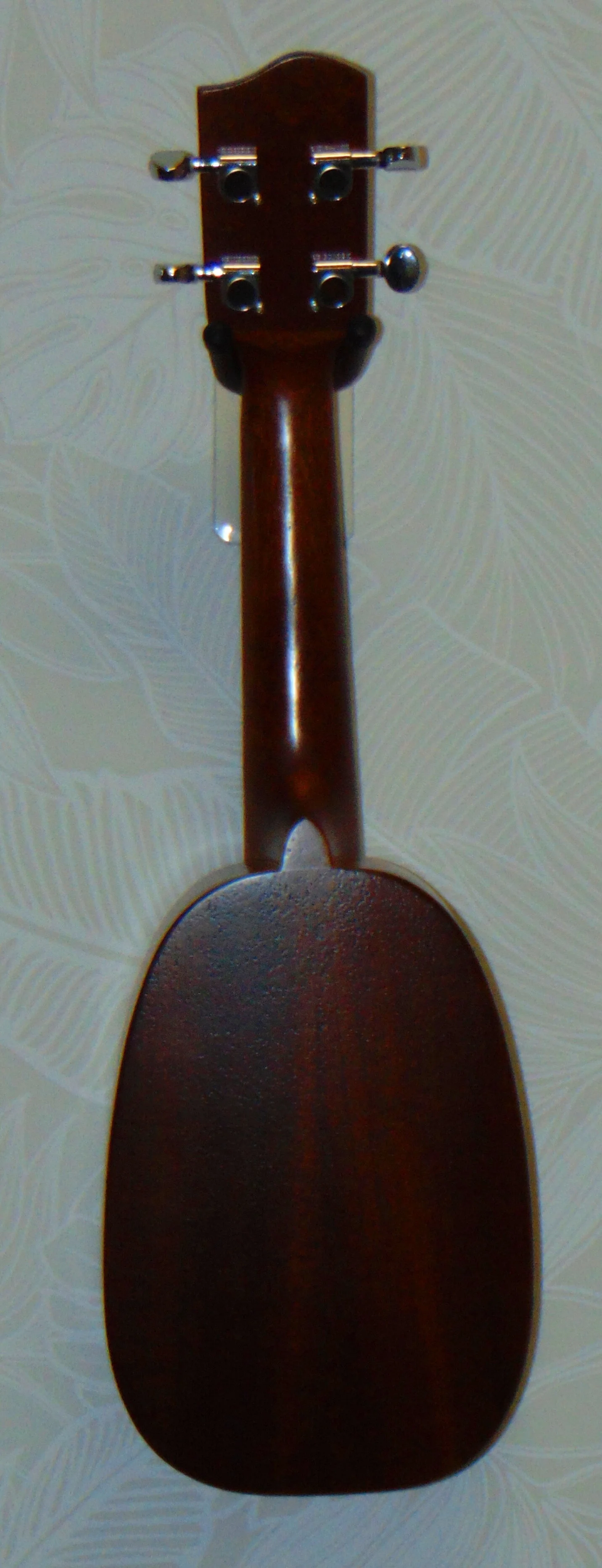 Solid Mahogany Soprano Pineapple  HUG-M-P  Back View