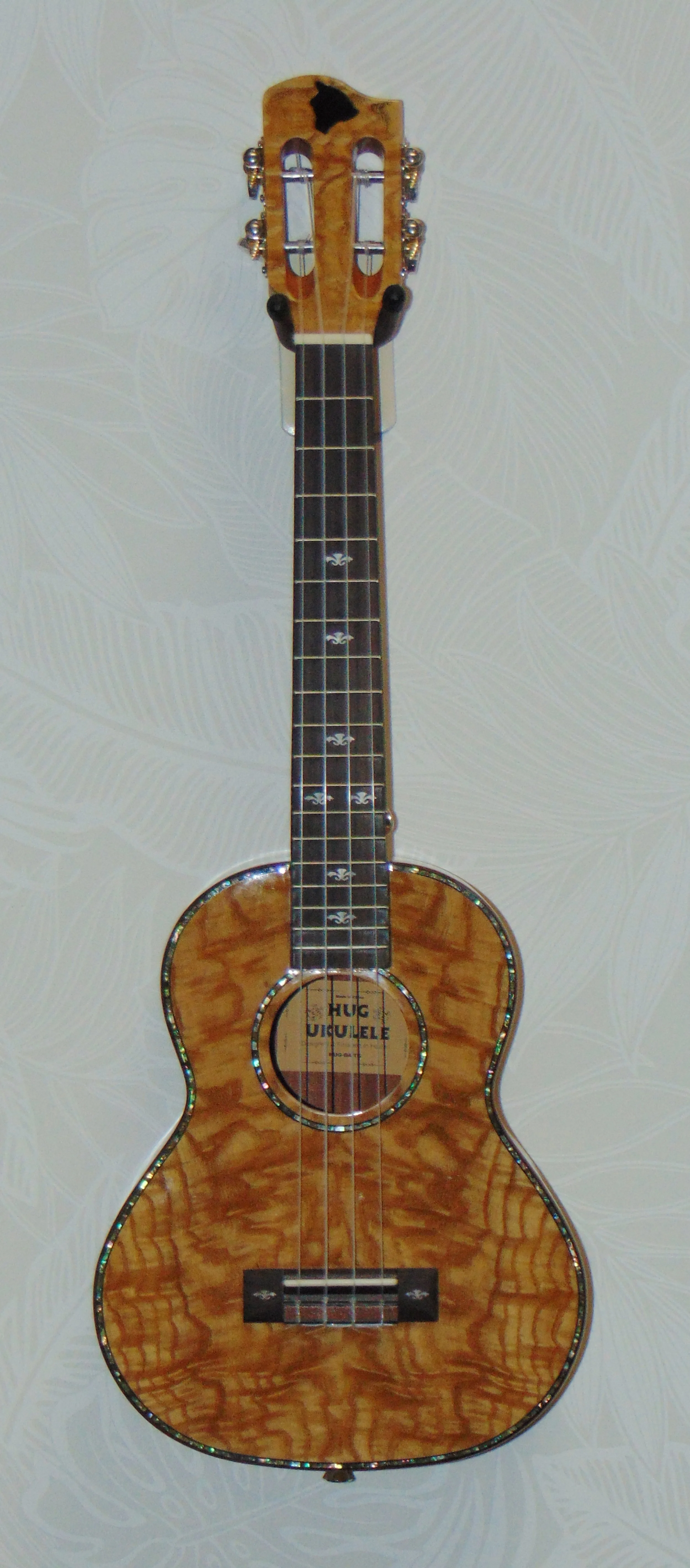 HUG Quilted Ash Concert Ukulele Front View