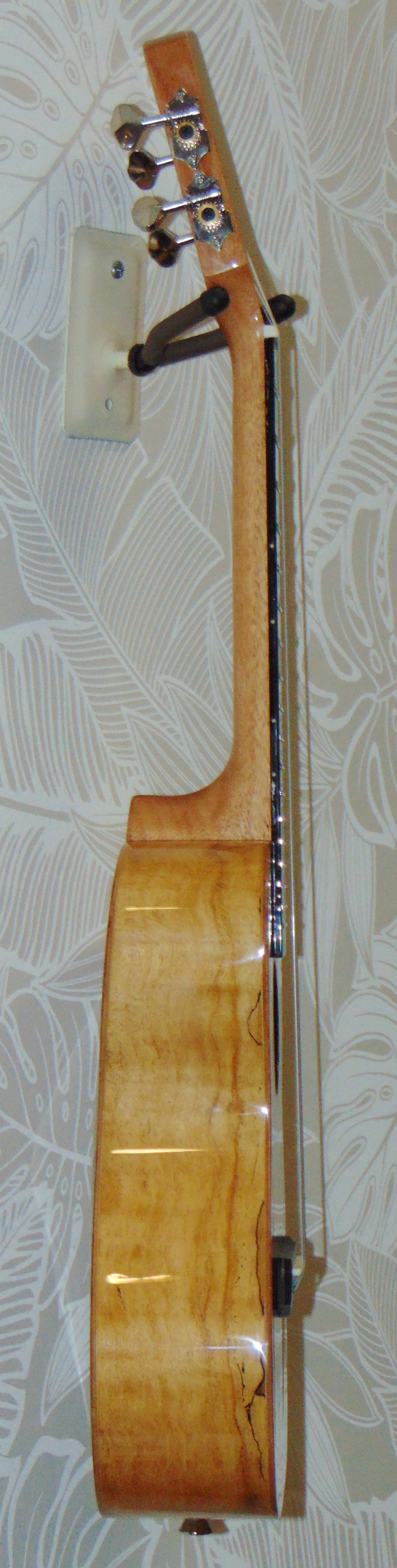 HUG Spalted Maple Concert Gloss Ukulele Side View