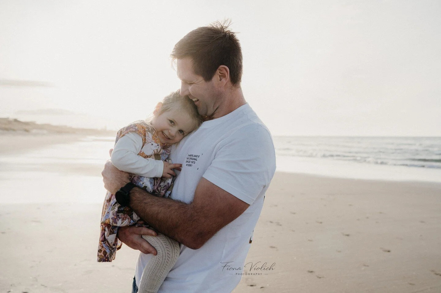 Good morning 🙂 
Isn't this a gorgeous moment together?
A little reminder to take a moment of connection today xo